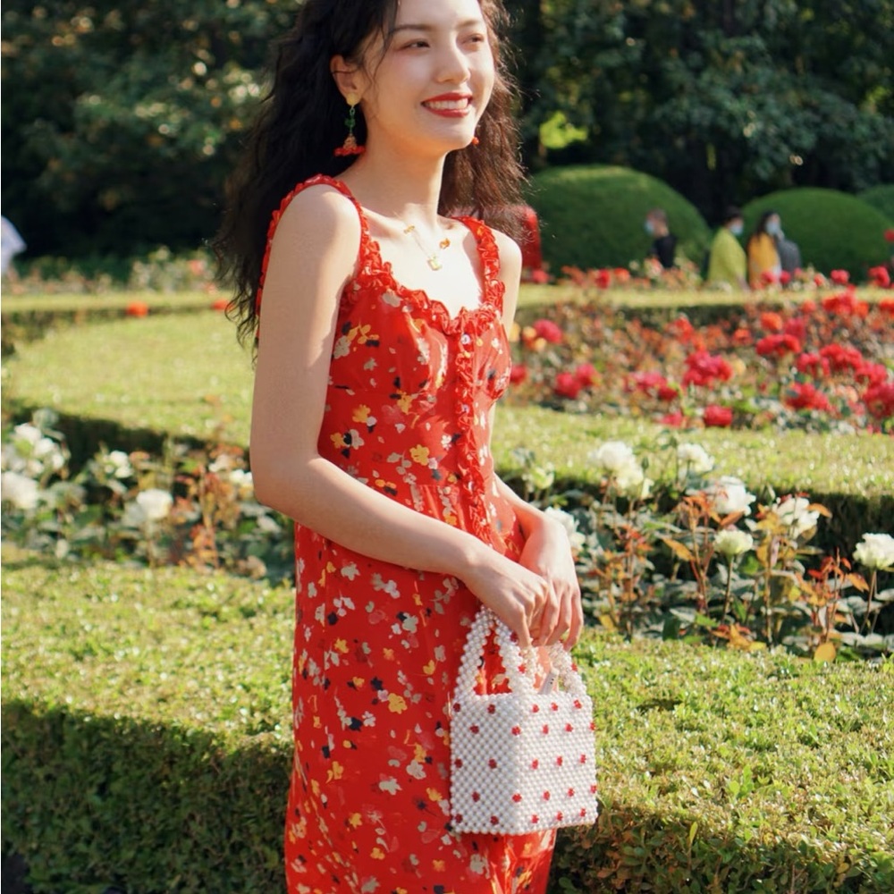 ♥️ Realisation Par Red Floral 100% Silk Julia Midi Dress in Rouge Fleur